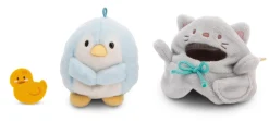 Kuscheltier Set mymochi Pinguin Waddle mit Ente u. Katzenkostüm in Geschenkbox